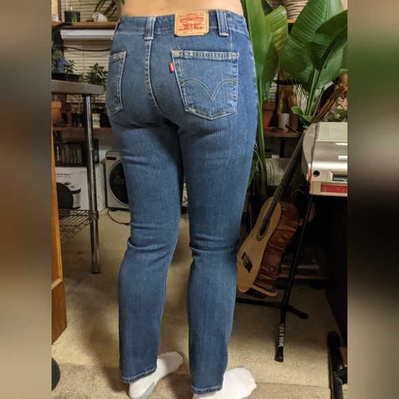 Levi 525 Red Tab Low Rise Boot Cut - Picture 6 of 6